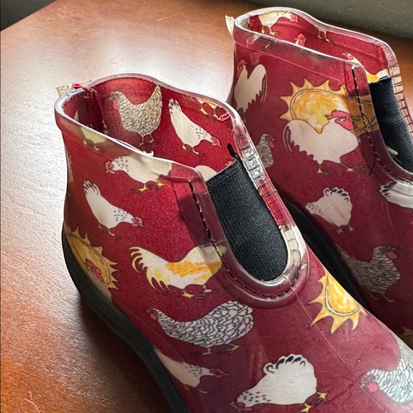 EUC Chicken Sloggers Ankle Rain Boots Maroon Chicken boots Waterproof - Picture 3 of 5